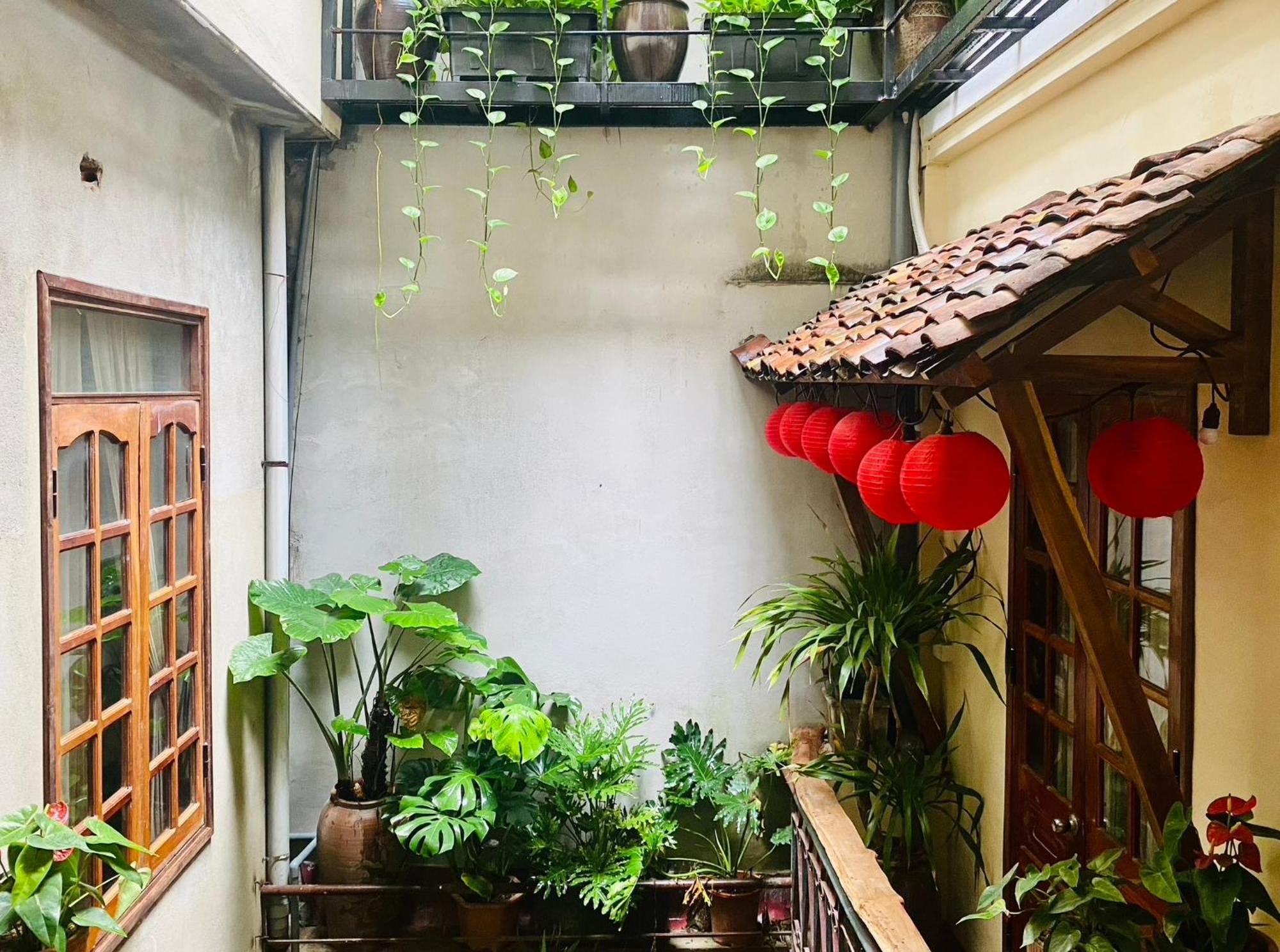 Pia Homestay - Tours & Motobike Rental カオバン エクステリア 写真