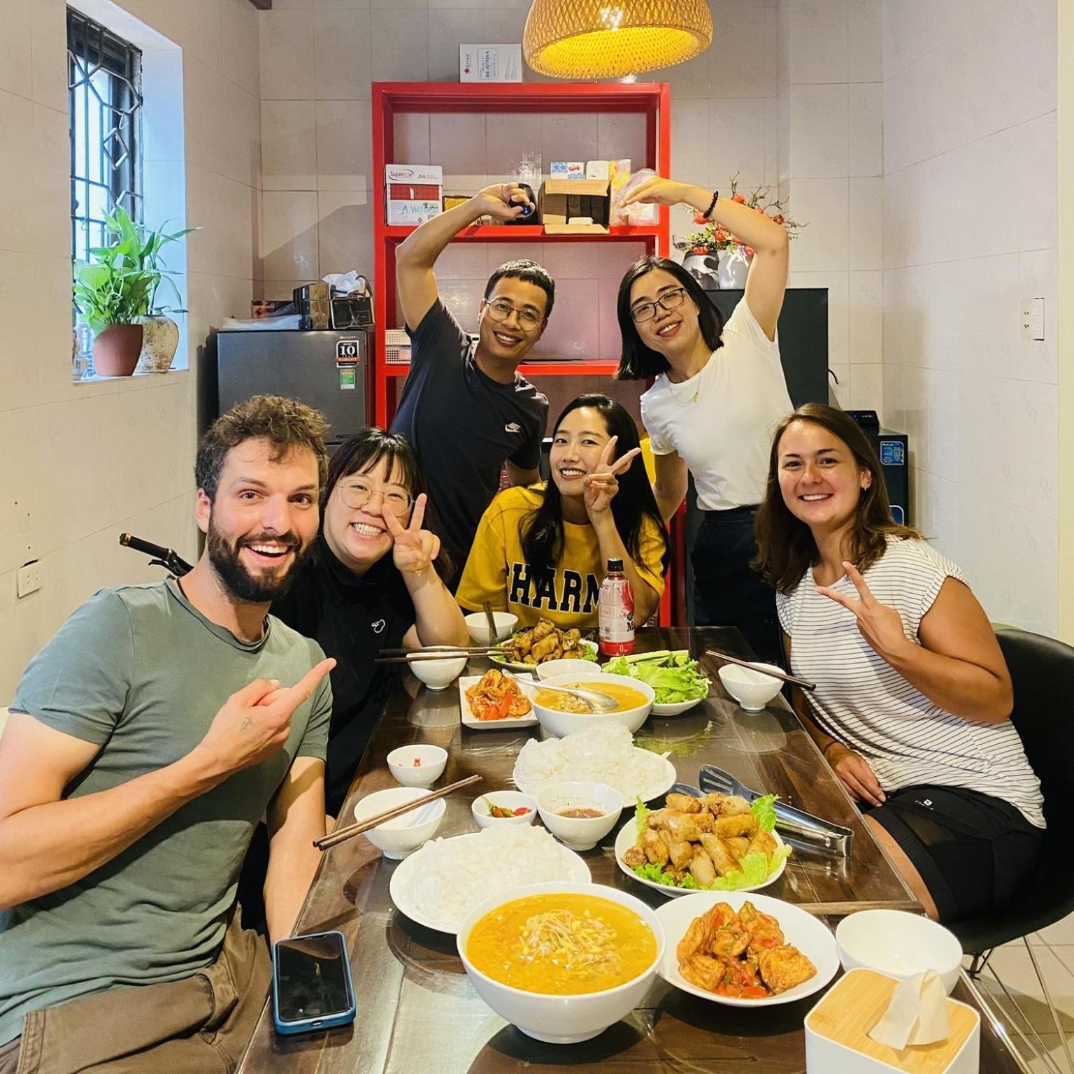 Pia Homestay - Tours & Motobike Rental カオバン エクステリア 写真