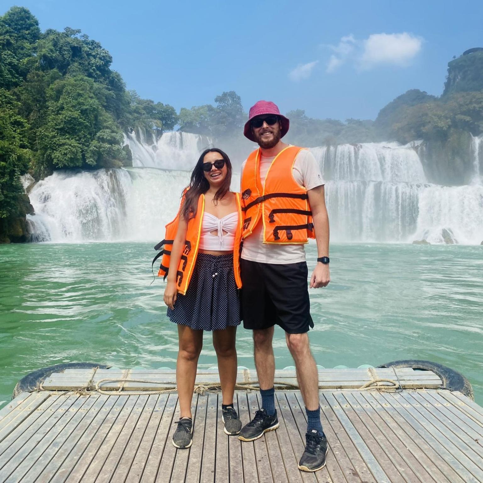 Pia Homestay - Tours & Motobike Rental カオバン エクステリア 写真